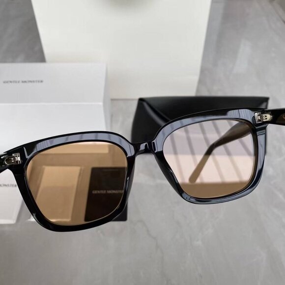 Gentle Monster Statement Square Frame Sunglasses Brown Lens main image 8